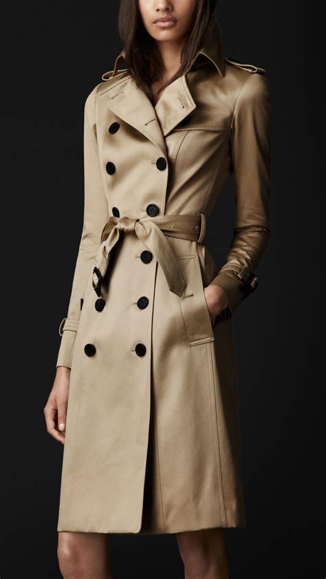 burberry тренч женский|The Burberry Trench Coat .